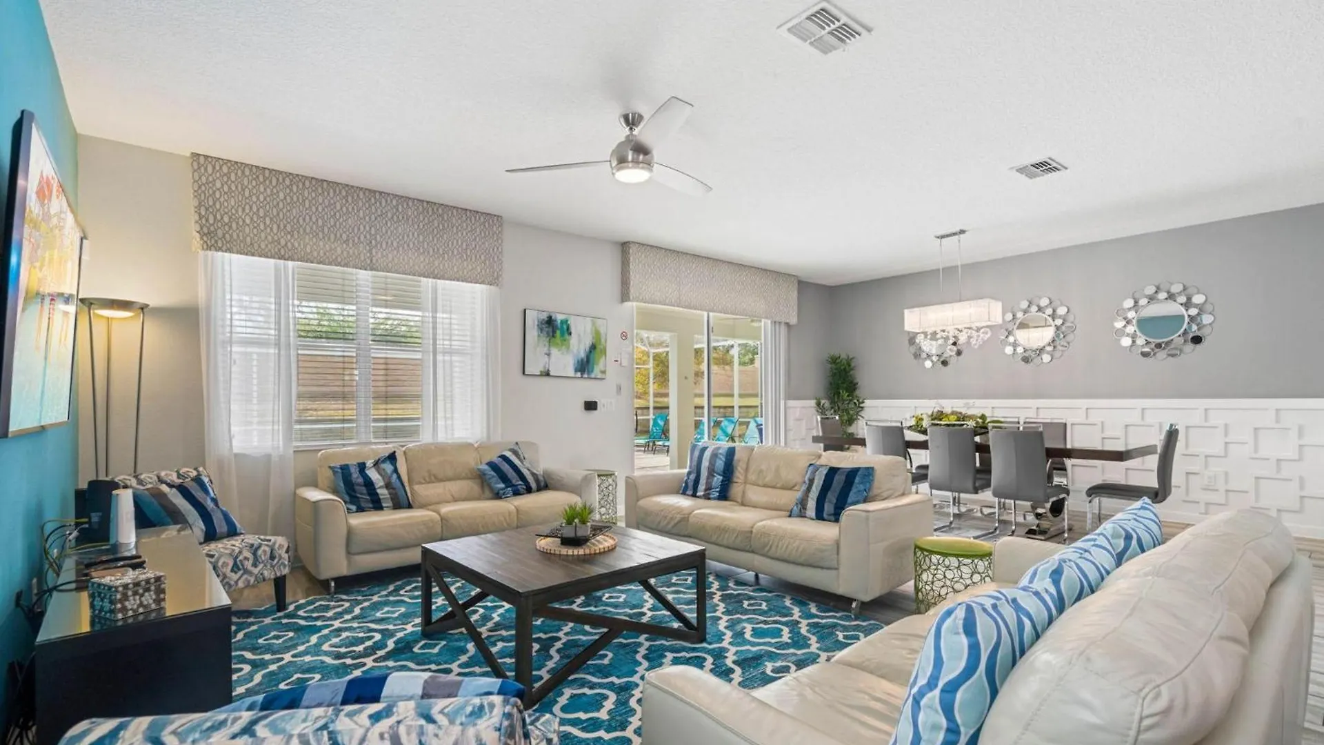Holiday home Bright 8 Bdrm Villa With Theater In Champions Gate Davenport